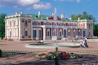Tallin Kadriorg palace small